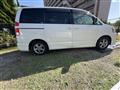2005 Toyota Noah