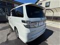 2014 Toyota Vellfire