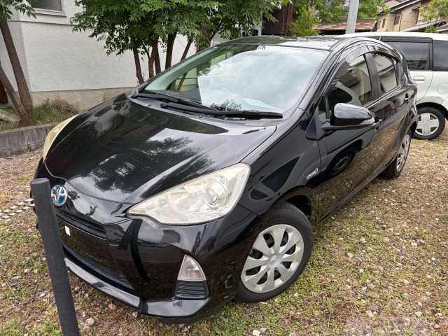 2013 Toyota AQUA