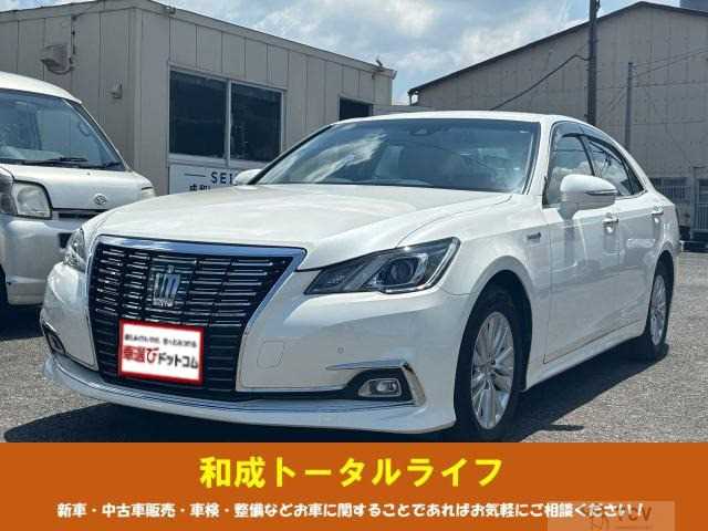 2017 Toyota Crown