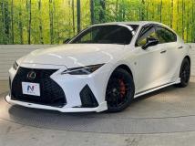 2022 Lexus IS