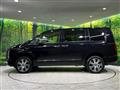 2023 Mitsubishi Delica D5