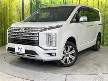 2023 Mitsubishi Delica D5