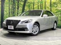 2014 Toyota Crown