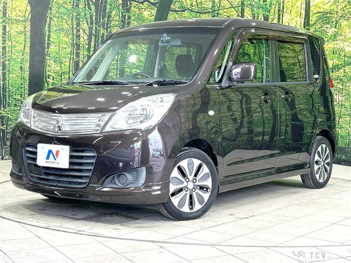 2015 Mitsubishi Delica D2