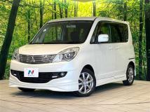 2012 Mitsubishi Delica D2