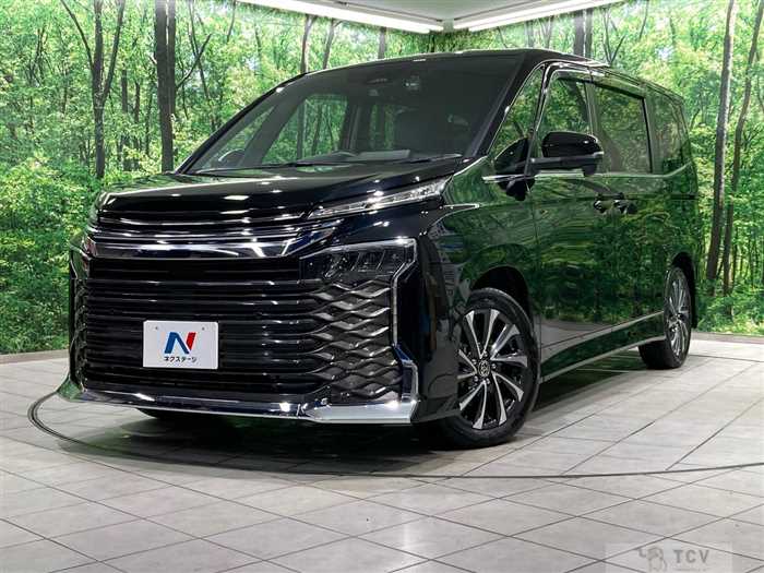 2025 Toyota Voxy