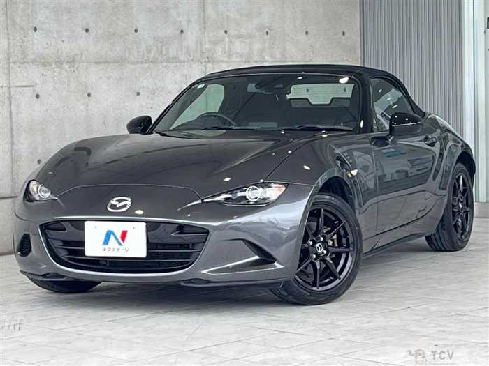 2023 Mazda Roadster