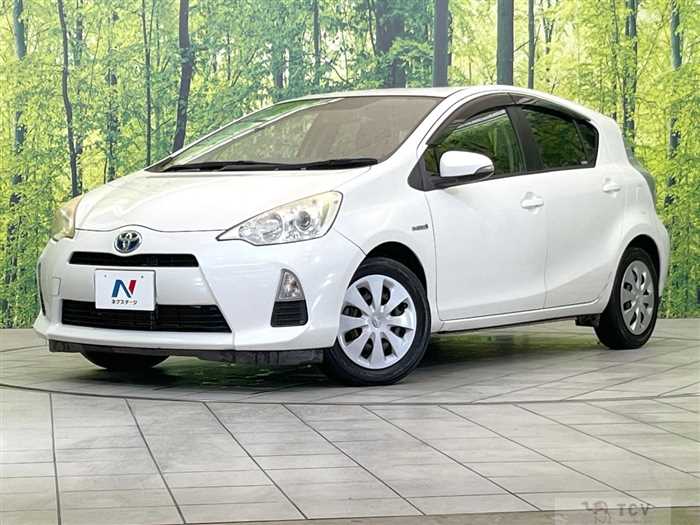 2013 Toyota AQUA