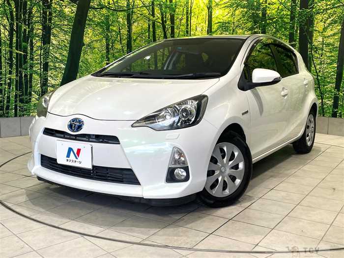 2013 Toyota AQUA