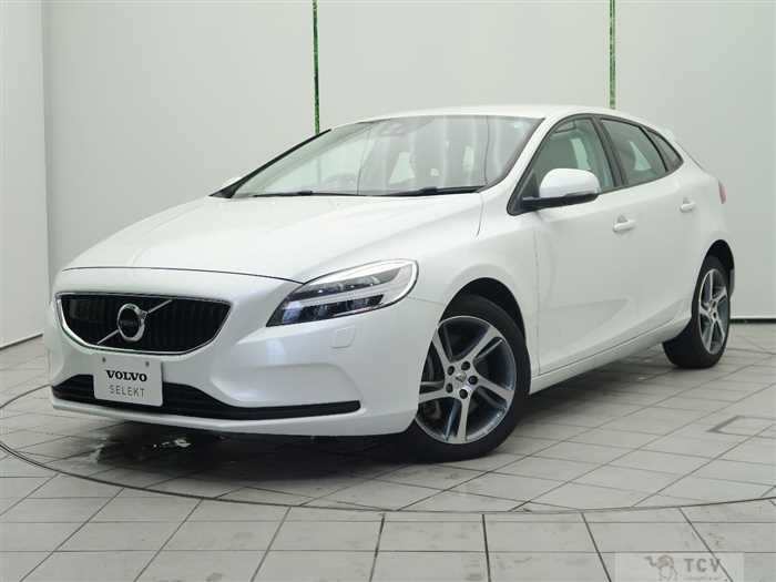 2019 Volvo V40