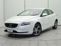 2019 Volvo V40