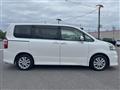 2011 Toyota Noah