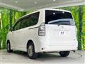 2013 Toyota Voxy