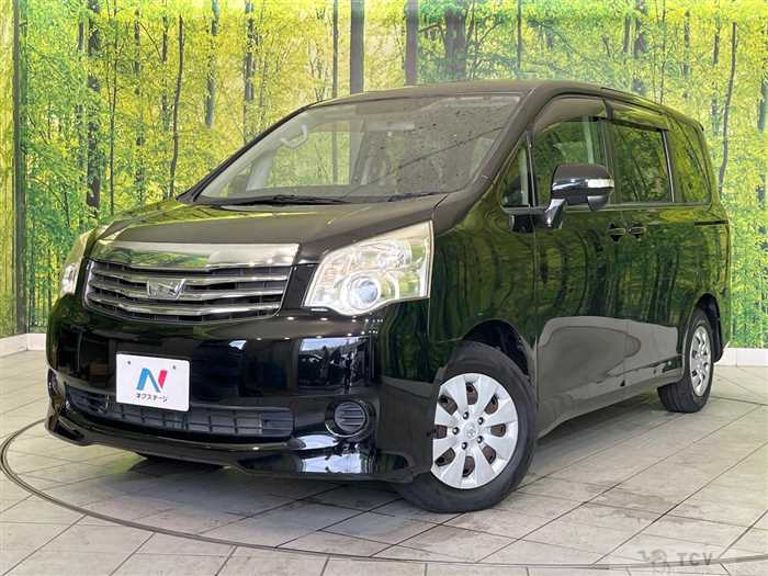 2013 Toyota Noah
