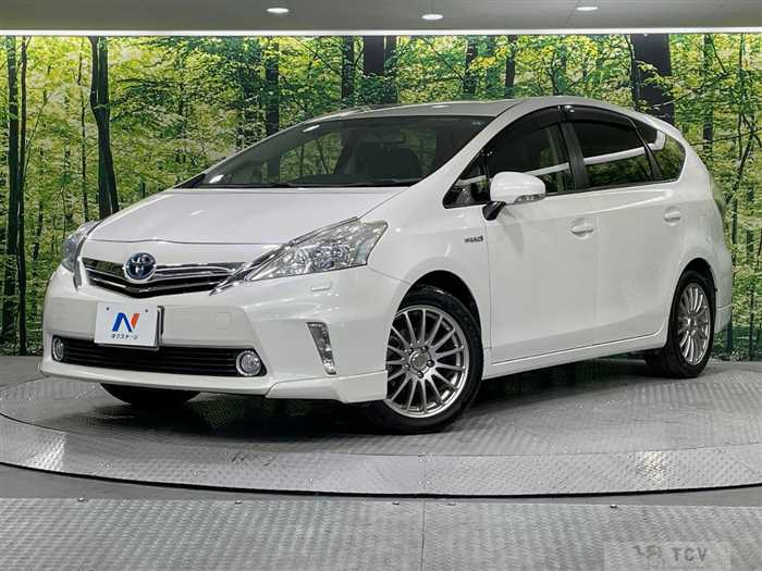 2013 Toyota PRIUS α