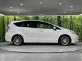 2013 Toyota PRIUS α