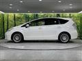2013 Toyota PRIUS α