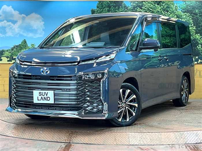 2023 Toyota Voxy