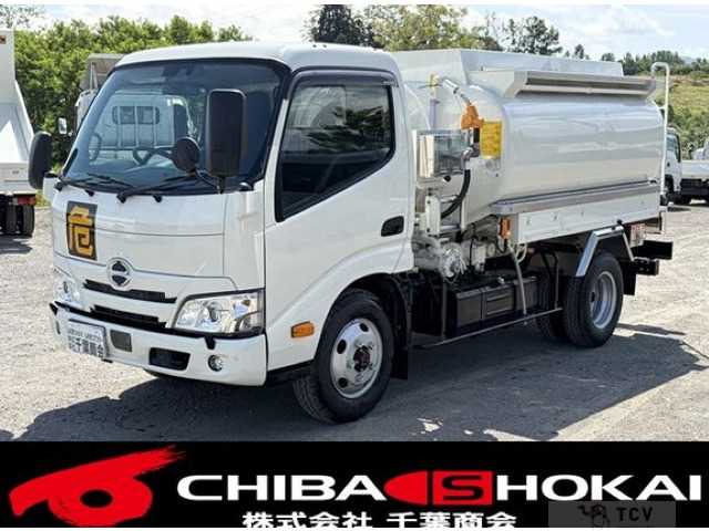 2025 Hino Dutro