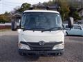 2013 Hino Dutro