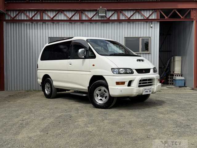 2001 Mitsubishi Delica Spacegear