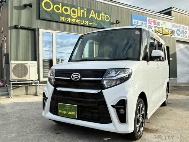 2020 Daihatsu Tanto Custom