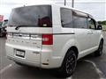 2018 Mitsubishi Delica D5