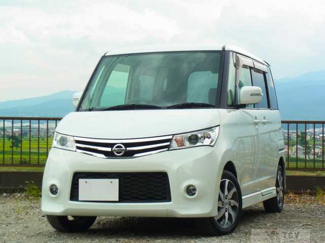 2011 Nissan ROOX