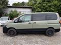 2009 Nissan Serena