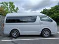2005 Toyota Hiace Van