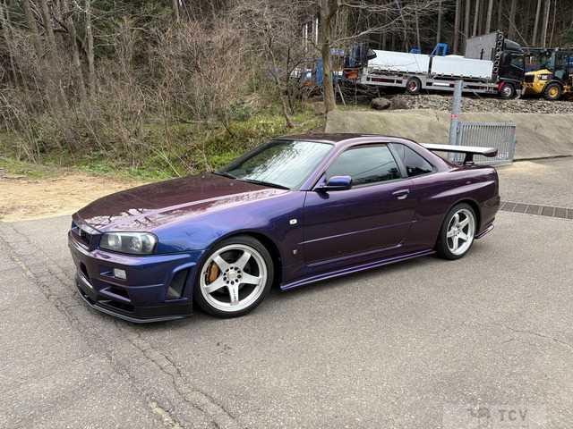 2000 Nissan Skyline