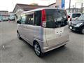 2010 Nissan ROOX