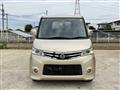 2011 Nissan ROOX