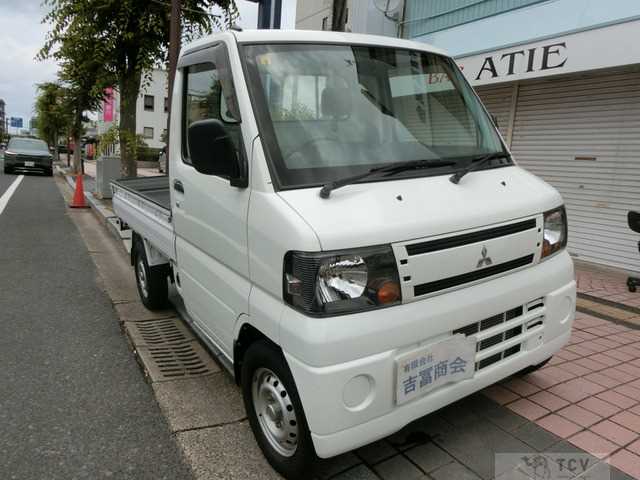 2011 Mitsubishi Minicab Truck