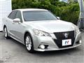 2013 Toyota Crown Hybrid