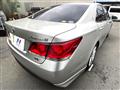 2013 Toyota Crown Hybrid