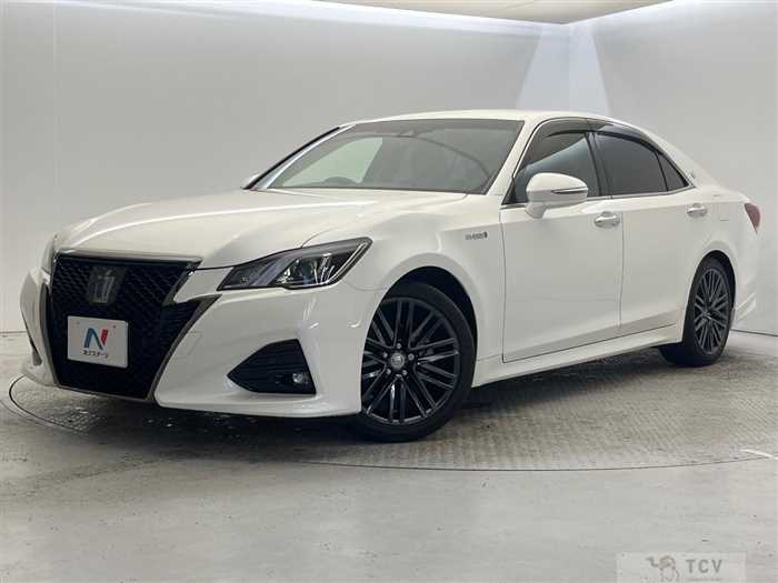 2018 Toyota Crown Hybrid