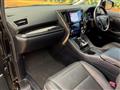2022 Toyota Alphard Hybrid