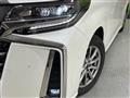 2022 Toyota Alphard Hybrid