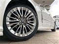 2019 Toyota Crown Hybrid