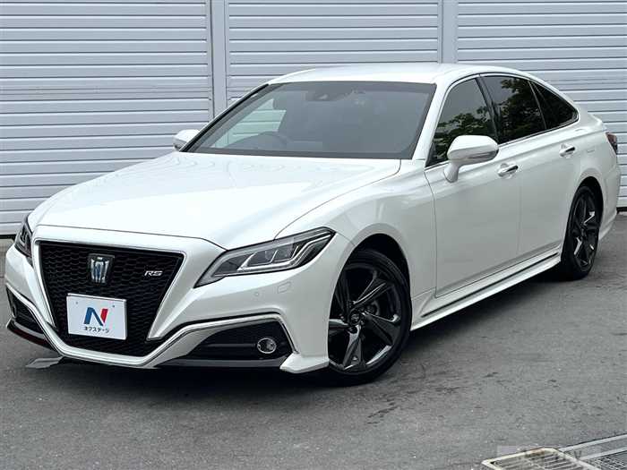 2020 Toyota Crown Hybrid