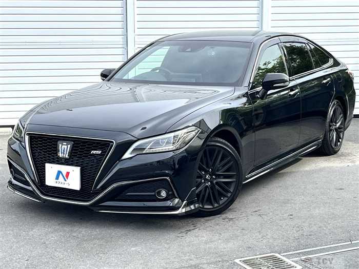 2022 Toyota Crown Hybrid