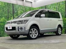 2016 Mitsubishi Delica D5