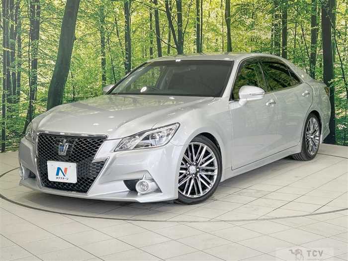 2013 Toyota Crown