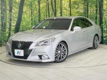 2013 Toyota Crown