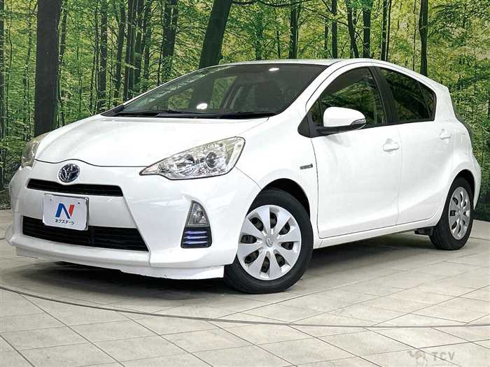 2012 Toyota AQUA