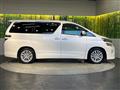 2012 Toyota Vellfire