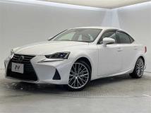 2017 Lexus IS