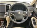 2016 Toyota Crown Hybrid